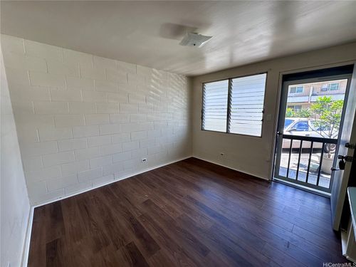 apt-2-1920 Young St, Honolulu, HI, 96826-2118 | Card Image