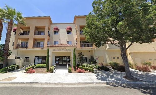 9927 San Antonio Ave, South Gate, CA, 90280-6073 | Card Image