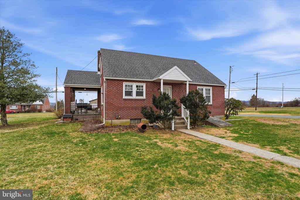 Residential in FREDERICK 2