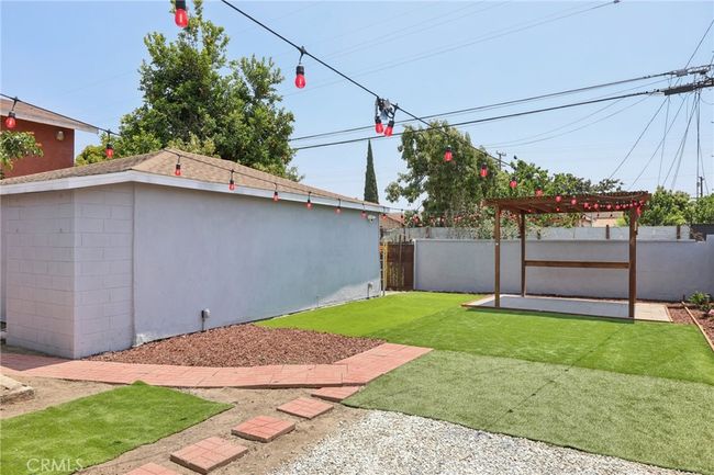 2422 E 116 Th Pl, House other with 3 bedrooms, 1 bathrooms and 2 parking in Los Angeles CA | Image 20
