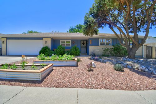 7512 Bellrose Ave Ne, Albuquerque, NM, 87110-1455 | Card Image