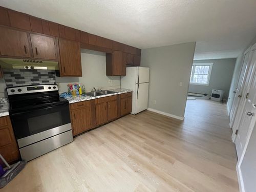 apt-5-17 Kingsley Ct, Rutland, VT, 05701-2805 | Card Image