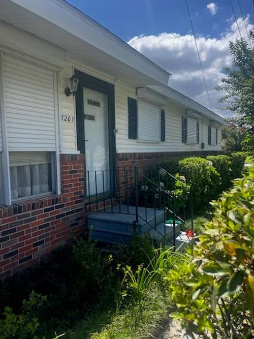 7201 Patterson Dr, New Orleans, LA, 70131-2165 | Card Image
