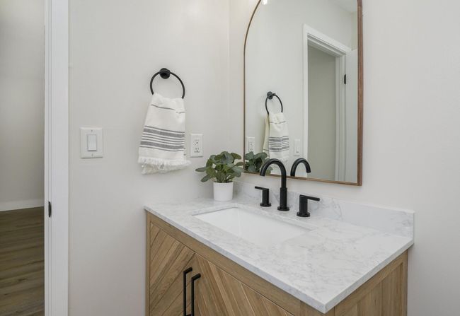 VANITY WITH NEW FIXTURES | Image 20