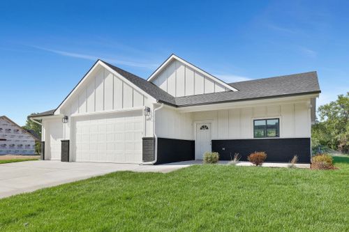 609 S Sweetwater, Maize, KS, 67101 | Card Image