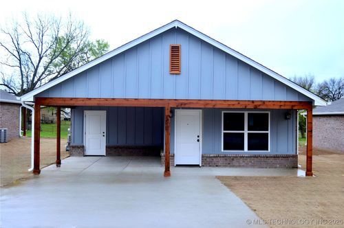 916 W 5th St, Beggs, OK, 74421-3608 | Card Image