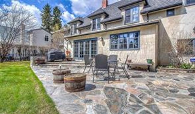 2722 Montcalm Cres Sw, House detached with 4 bedrooms, 2 bathrooms and 3 parking in Calgary AB | Image 47