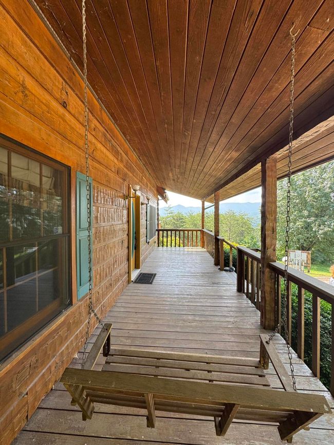 2452 Skyview Way, House other with 2 bedrooms, 2 bathrooms and null parking in Dandridge TN | Image 8