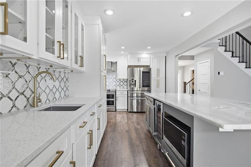 114 Woodhaven Way, Alpharetta, GA, 30009-2123 | Card Image