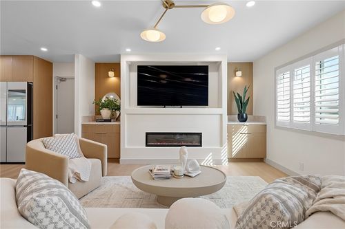 2705 E Orange Grove Ave, Orange, CA, 92867-7342 | Card Image