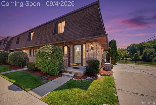 25200 Quarter Deck St, Harrison Township, MI, 48045-1527 | Card Image