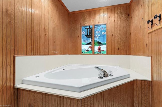 1805 Garner Rd, House other with 3 bedrooms, 2 bathrooms and null parking in Yadkinville NC | Image 29