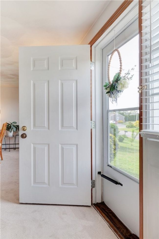 63 Botelho Dr, House other with 3 bedrooms, 2 bathrooms and 6 parking in Portsmouth RI | Image 5