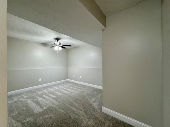 1039 Meadowbrook Ct, House other with 4 bedrooms, 2 bathrooms and null parking in Hebron KY | Image 48