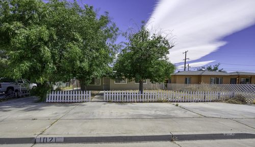 1021 W Langley Ave, Ridgecrest, CA, 93555 | Card Image