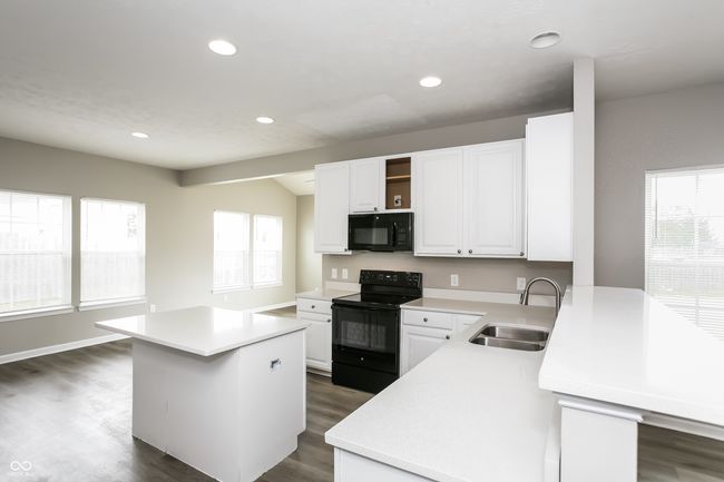 6555 Eagle Crossing Blvd, House other with 5 bedrooms, 3 bathrooms and null parking in Brownsburg IN | Image 8