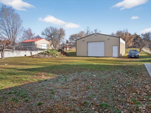 49 S 4th W, Preston, ID, 83263-1211 | Card Image