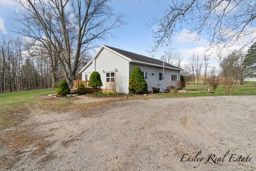 144 180th Ave, Morley, MI, 49336-9746 | Card Image