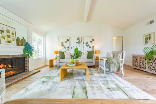 267 Ennismore Court, Alameda, CA, 94502 | Card Image