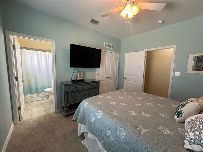 UNIT-211 - 2212 State Highway 361, Townhouse with 4 bedrooms, 4 bathrooms and null parking in Port Aransas TX | Image 27