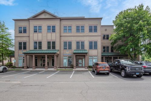 4-466 Heritage Rd, Southbury, CT, 06488-3865 | Card Image