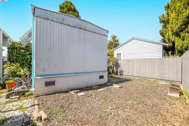 17754 Meekland Ave, Home with 1 bedrooms, 1 bathrooms and null parking in Cherryland CA | Image 24