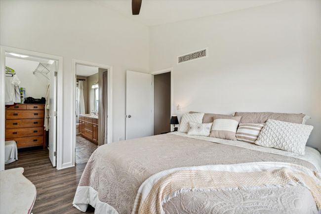 primary bed | Image 22