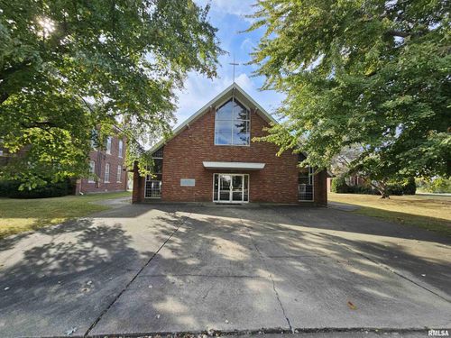 705 W Main St, Dahlgren, IL, 62828-5601 | Card Image