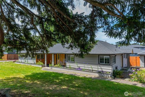 1717 S 18th St, Mount Vernon, WA, 98274-6031 | Card Image