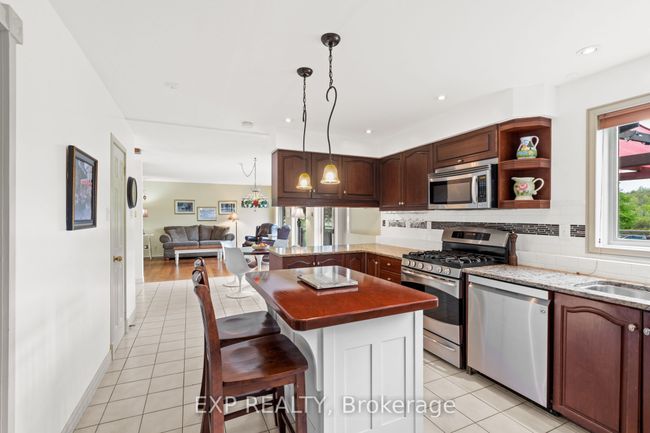 4 Barry Burn Crt, House other with 4 bedrooms, 3 bathrooms and 10 parking in Nepean ON | Image 14