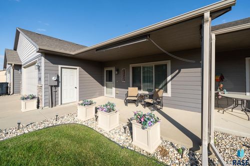 1006 Tanner Ct Court, Tea, SD, 57064 | Card Image