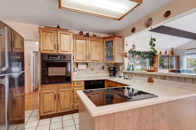 3713 Fir Street, House other with 4 bedrooms, 1 bathrooms and 2 parking in Burnaby BC | Image 20