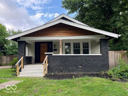 744 Wallace Ave, Indianapolis, IN, 46201-2947 | Card Image