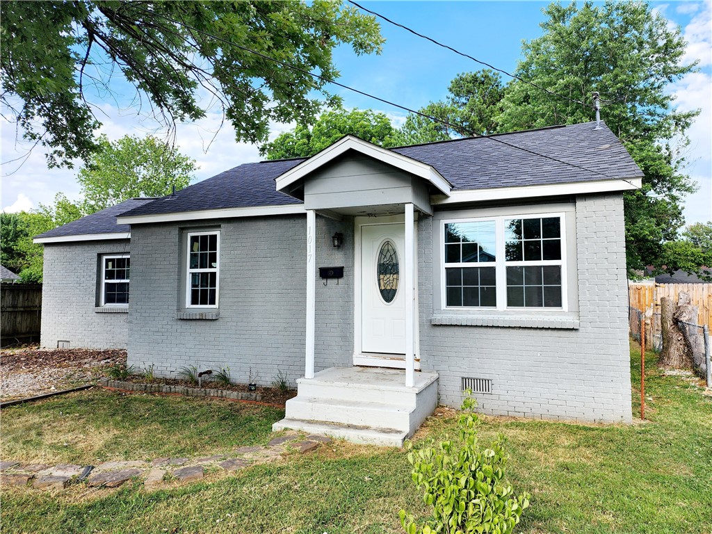 Mill St, Springdale, AR 72764