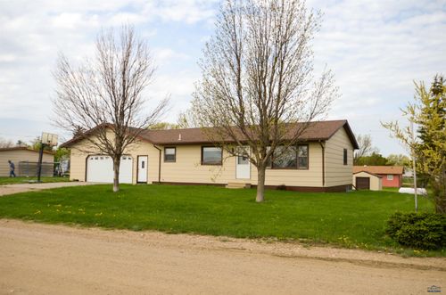 401 Pine Ave, Presho, SD, 57568 | Card Image