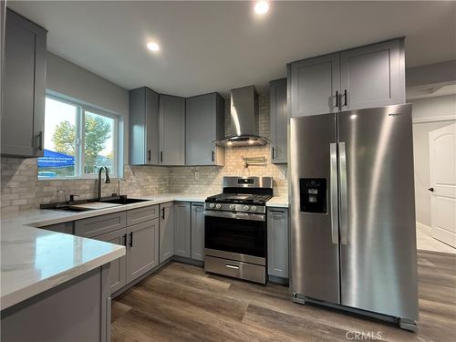 20160 Stanford Ct, Walnut, CA, 91789-1268 | Card Image