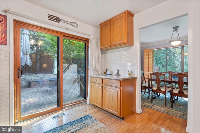 6055 Forrest Hollow Ln, Townhouse with 3 bedrooms, 3 bathrooms and null parking in SPRINGFIELD VA | Image 12
