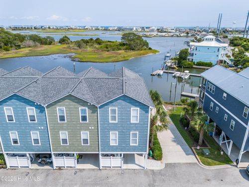 302 Vesta Ct, Surf City, NC, 28445-6684 | Card Image