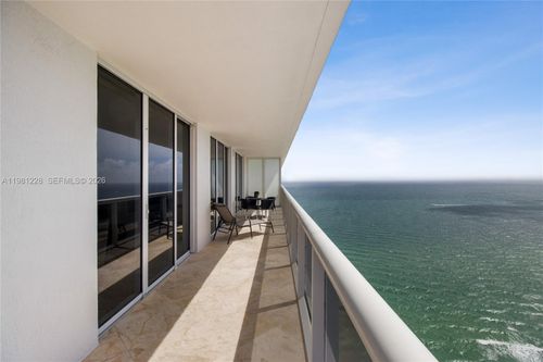 apt-4606-1830 S Ocean Dr, Hallandale Beach, FL, 33009-7717 | Card Image