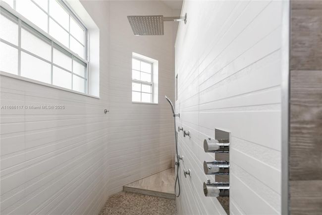 15500 Sw 34 Th Ct, House other with 5 bedrooms, 4 bathrooms and null parking in Davie FL | Image 27