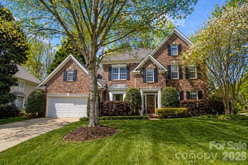 4600 Hanging Ivy Dr, Charlotte, NC, 28215-5023 | Card Image