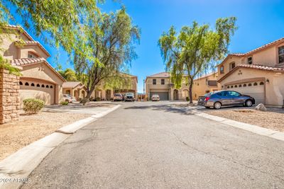 9371 W Eaton Road, House other with 4 bedrooms, 4 bathrooms and null parking in Phoenix AZ | Image 2