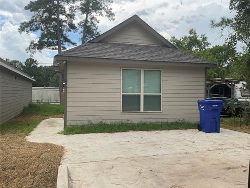 11602 Vistawood St, Willis, TX, 77318-7672 | Card Image