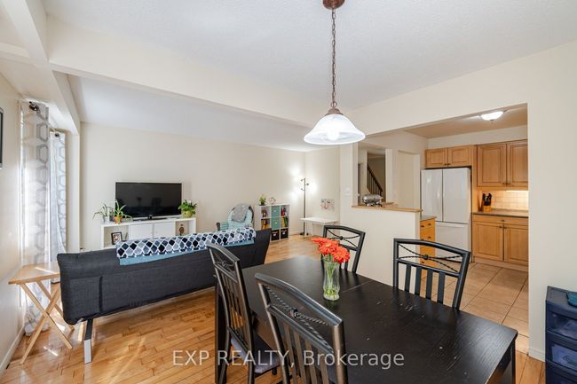 80 - 60 Hanson Rd, Condo with 4 bedrooms, 2 bathrooms and 1 parking in Mississauga ON | Image 9