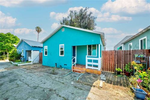 apt-2-2335 Pacific Coast Hwy, Lomita, CA, 90717-2426 | Card Image