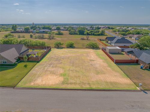 103 Gaston Ct, Breckenridge, TX, 76424-1934 | Card Image