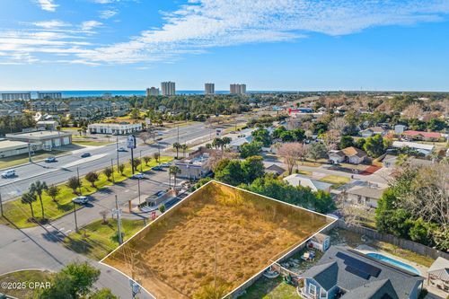 105 Armstrong Cir, Panama City Beach, FL, 32413-5201 | Card Image