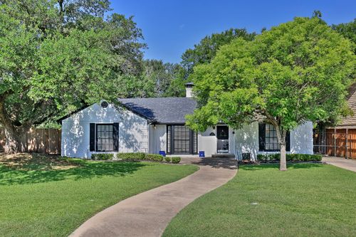 101 Lindenwood Dr, Fort Worth, TX, 76107-7827 | Card Image