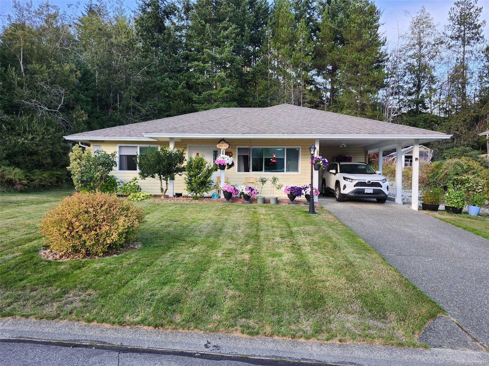 Residential in Gold River