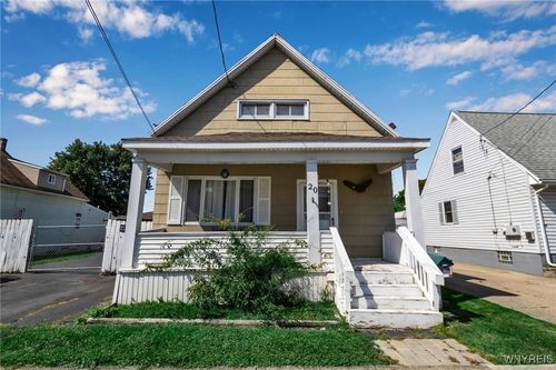 20 Lehigh St, Cheektowaga, NY, 14206-2512 | Card Image